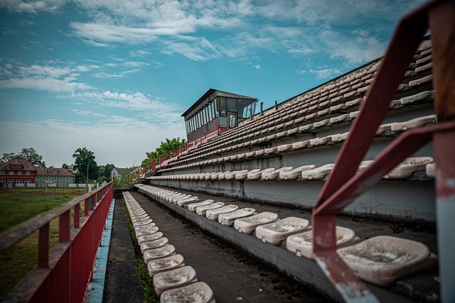 西班牙和乌拉圭迎来世界杯第三次交手，此前两次均战成平局